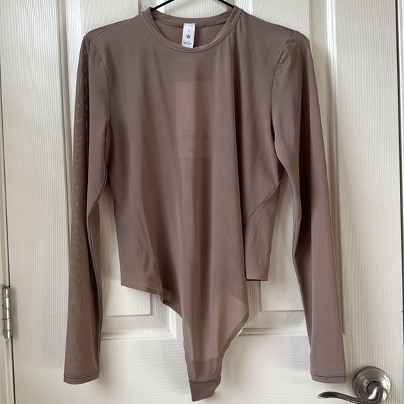 Lululemon Wundermost Nulu Mesh crewneck long sleeve bodysuit Large Taupestatic - Picture 1 of 9